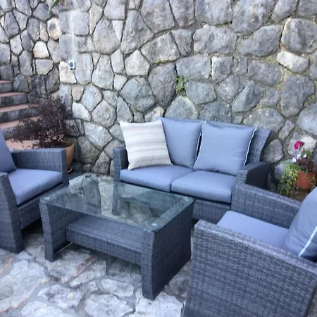 House Vali ベッド・アンド・ブレックファスト ロヴラン