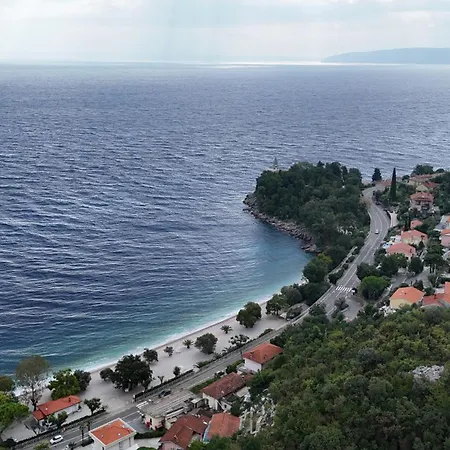 House Vali Bed & Breakfast 3*