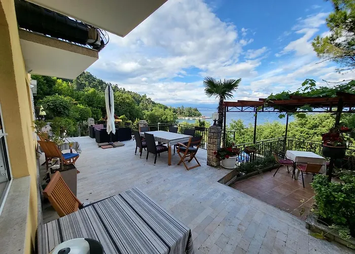 House Vali 3* Ловран