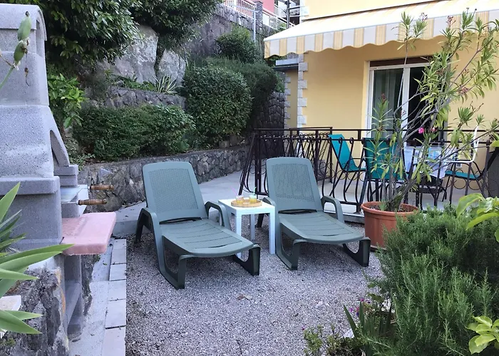 House Vali Ловран