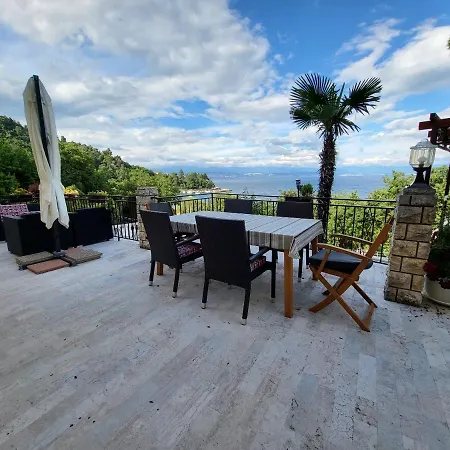 Oda ve Kahvaltı House Vali Lovran