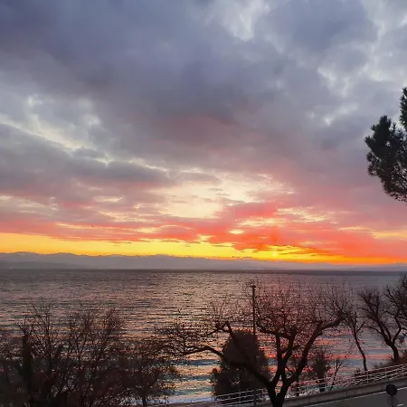 Bed & Breakfast House Vali 3*