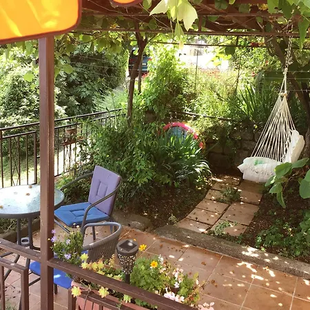 House Vali Oda ve Kahvaltı