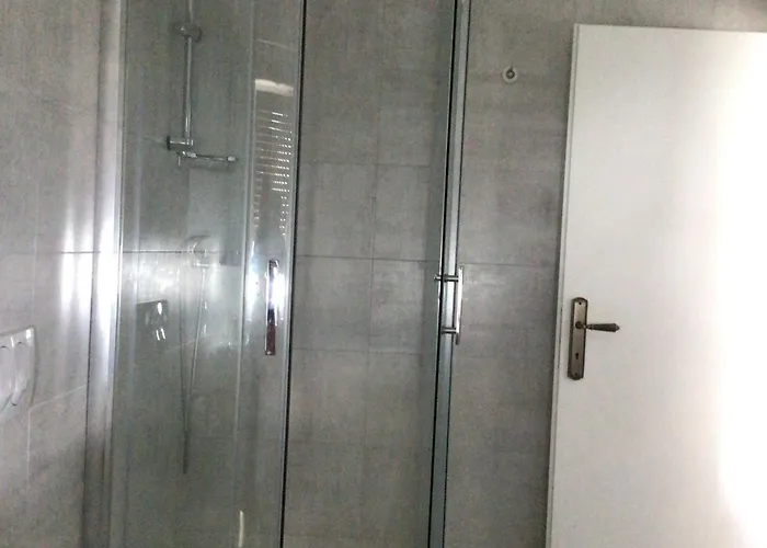 House Vali 3* Laurana