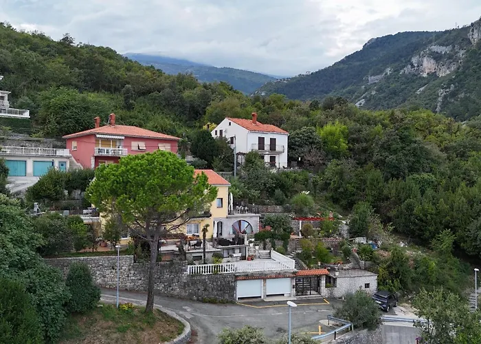 House Vali Bed & Breakfast Laurana