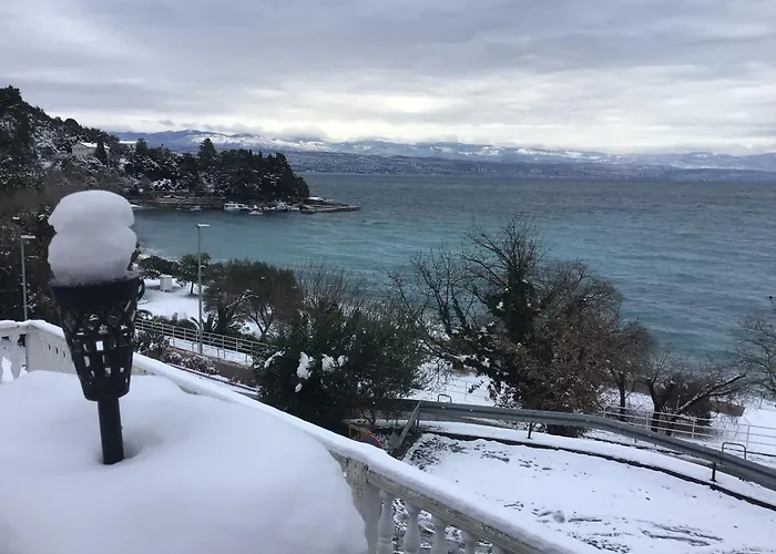 House Vali Bed & Breakfast Laurana